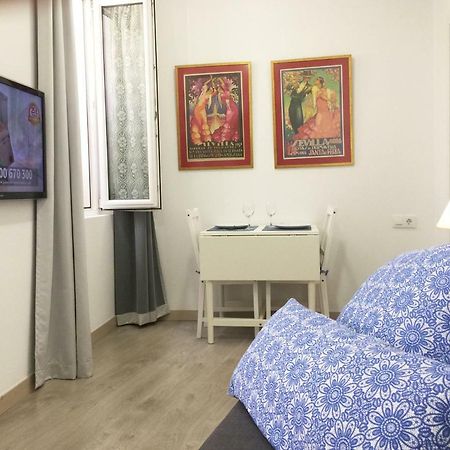 Appartamento Imperial - Parking Gratis Siviglia Esterno foto