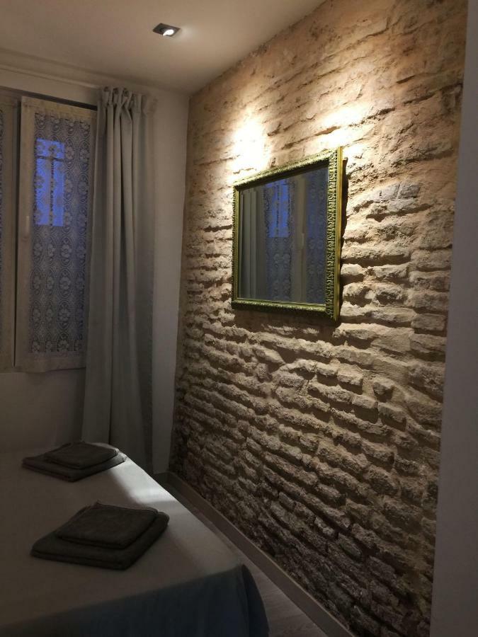Appartamento Imperial - Parking Gratis Siviglia Esterno foto