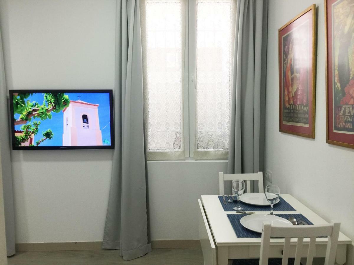 Appartamento Imperial - Parking Gratis Siviglia Esterno foto