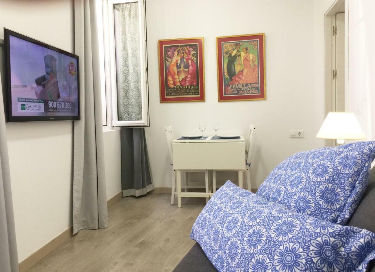 Appartamento Imperial - Parking Gratis Siviglia Esterno foto